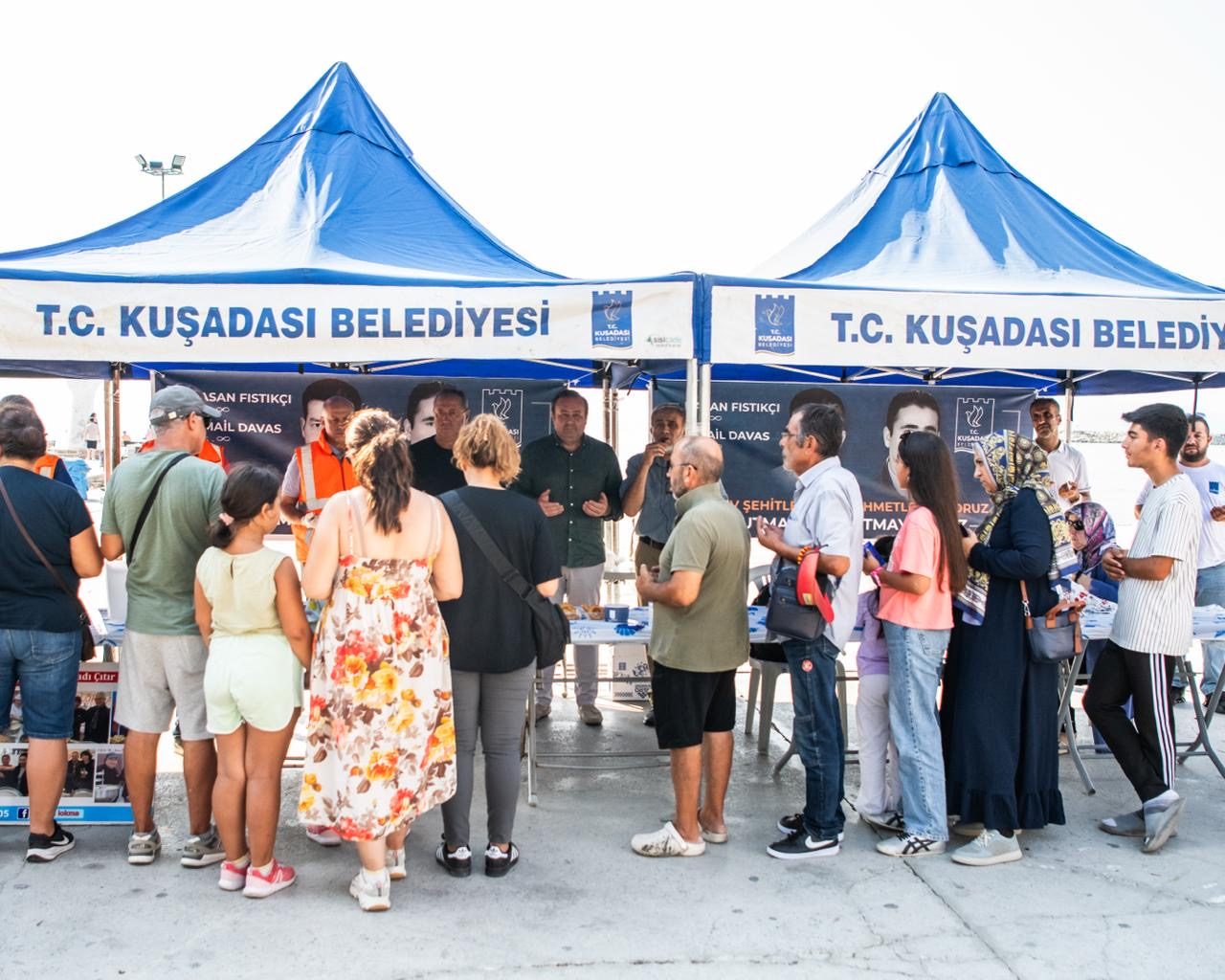 KUŞADASI’NDA GÖREV ŞEHİTLERİ UNUTULMADI