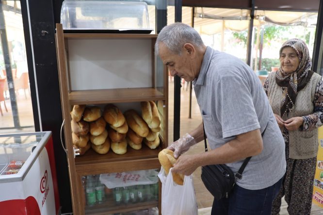 EFE EKMEK AİLE BÜTÇESİNE NEFES SOFRALARA BEREKET GETİRİYOR