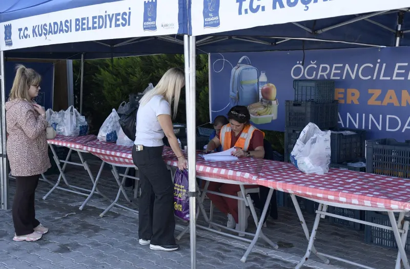 KUŞADASI BELEDİYESİ’NDEN 1400 ÇOCUĞA HAFTALIK BESLENME DESTEĞİ