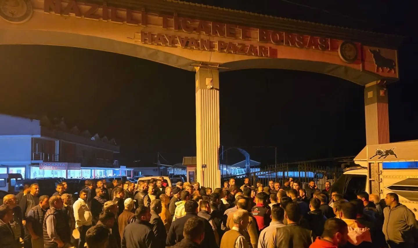 Nazilli Hayvan Pazarı Yeniden Açıldı: Küpesiz ve Belgesiz Hayvana Geçit Yok!