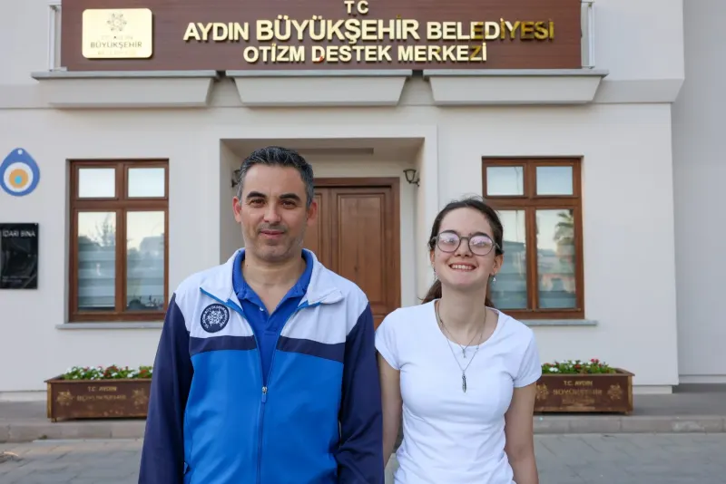 Büyükşehir Belediyesi Otizm Destek Merkezi Öğrencisi, Türkiye Şampiyonu Ece, Üniversiteli Oldu