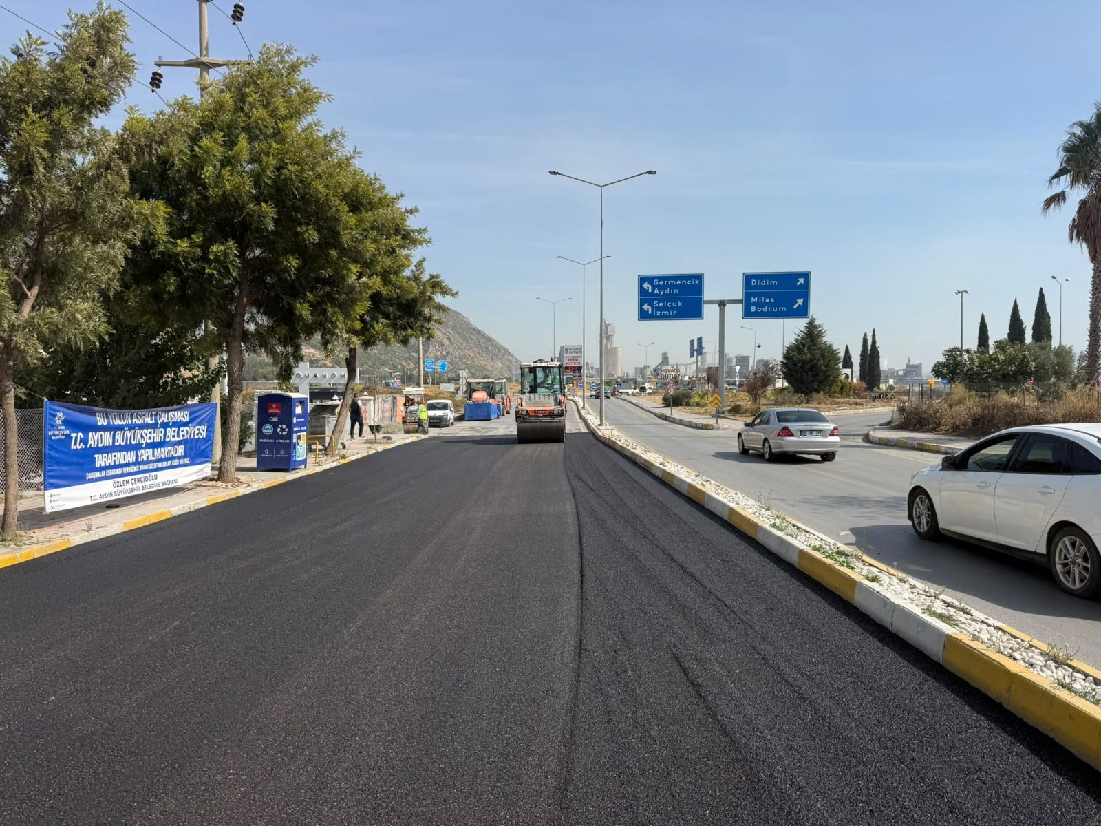 BAŞKAN ÇERÇİOĞLU’NDAN 17 İLÇEDE EŞ ZAMANLI YOL YAPIM VE YENİLEME ÇALIŞMALARI