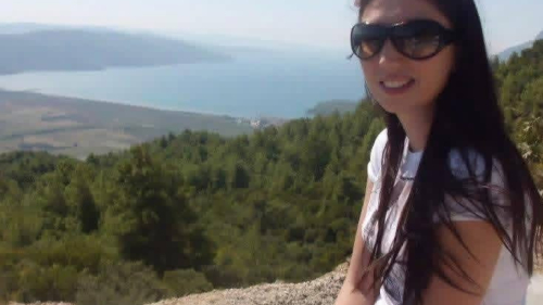 Aydın’da Balkonda fenalaşan genç anne kalp krizine yenildi