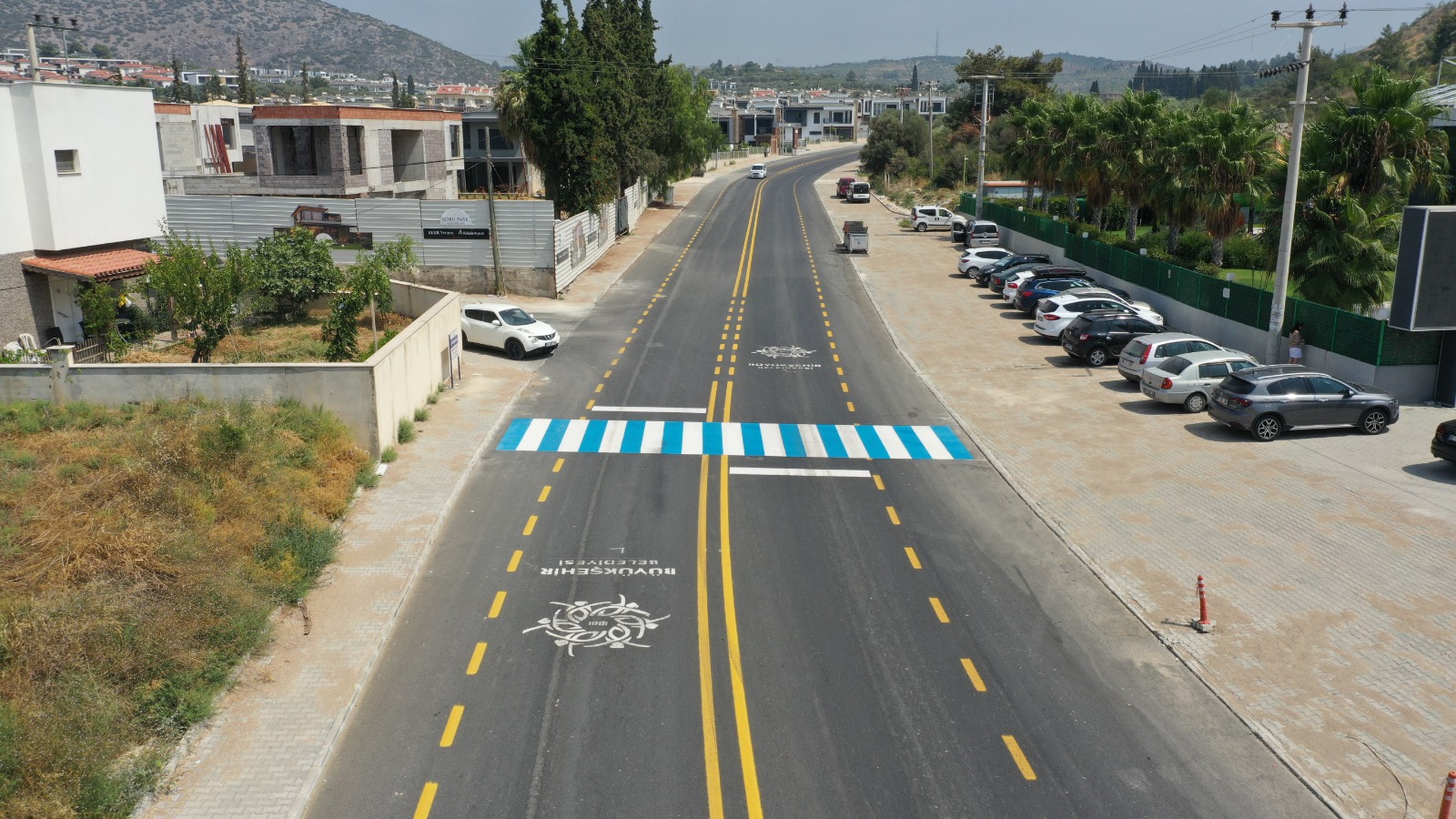 AYDIN BÜYÜKŞEHİR BELEDİYESİ AHMET PINARI CADDESİ’Nİ YENİLEDİ