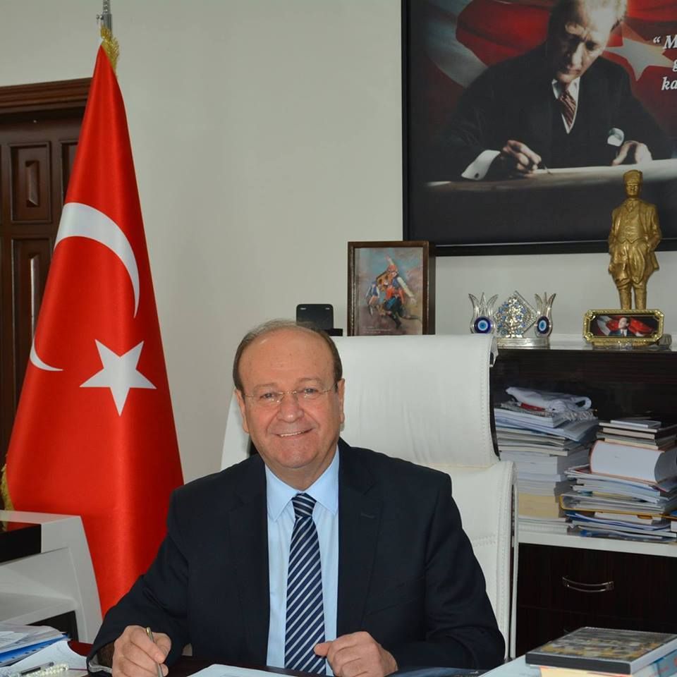 Eski Başkanın Ağabeyi Hayatını Kaybetti